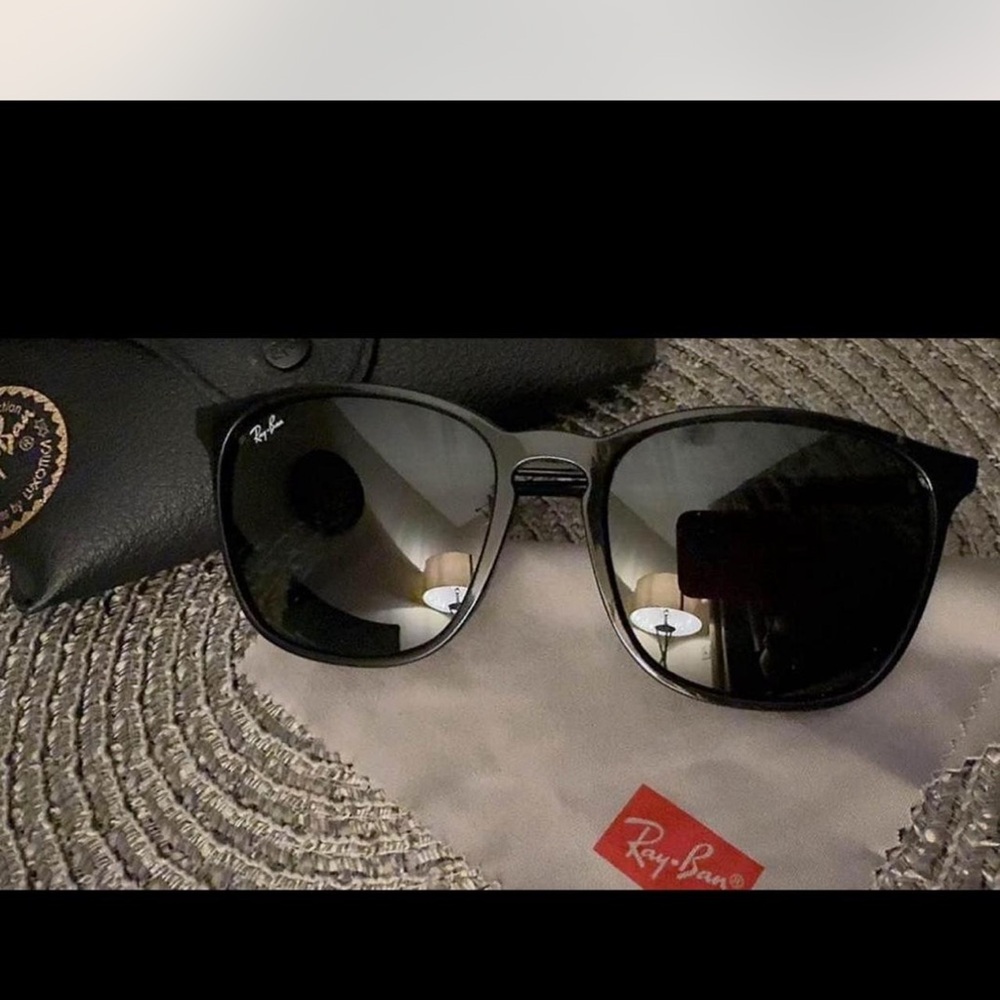 Ray-Ban Classic Black Eyewear